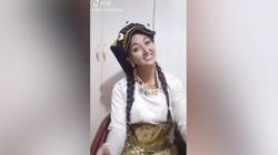 O vloggeriță a murit după ce a fost stropită cu benzină și incendiată de fostul soț chiar în timpul unei filmări 