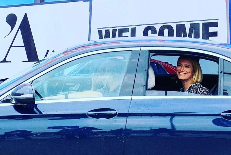 andreea Esca in masina