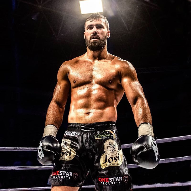 Andrei Stoica a facut ravagii printre vedetele de la Ferma Andrei stoica