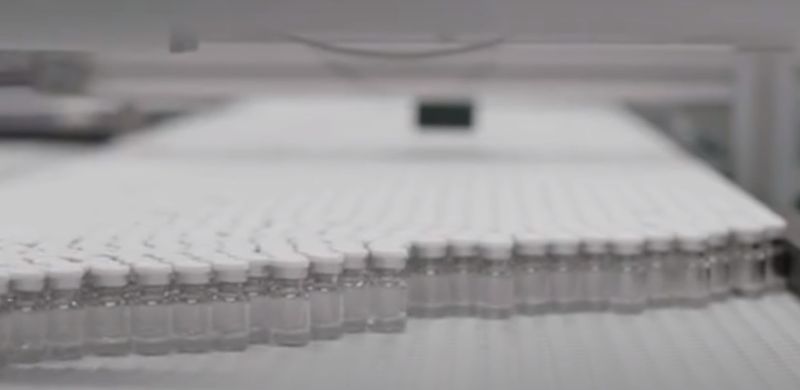 Imaginea cu dozele de vaccin pentru tratarea coronavirusului
