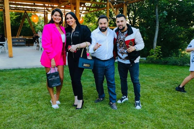 tzanca, salam, iubite