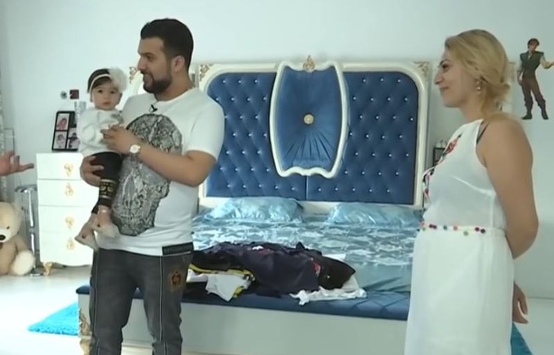 tzanca uraganul lambada
