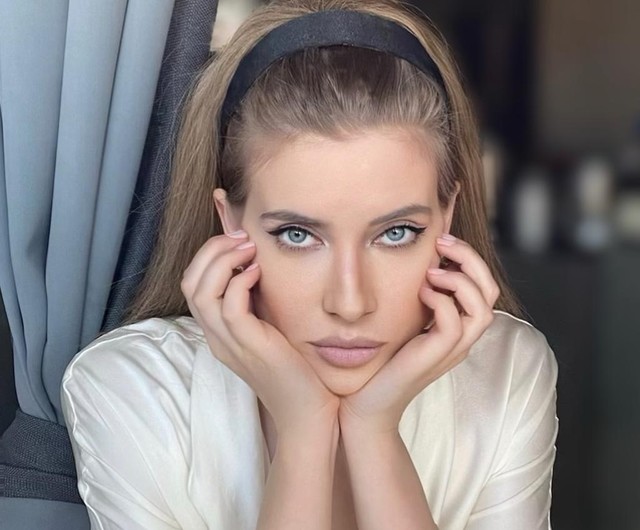 Iulia Albu, detalii despre intervențile la care a recurs