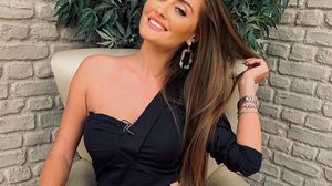 Mariana de la Puterea Dragostei, surprinsă în sânii goi în timpul unui live. Concurenta, în văzul lumii pe internet