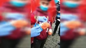 Un bărbat simula o deficiență fizică și cerea bani credincioșilor