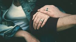 O tânără abandonată la naştere s-a îndrăgostit de tatăl biologic: „M-am culcat cu el, deși știam că sunt fiica lui”