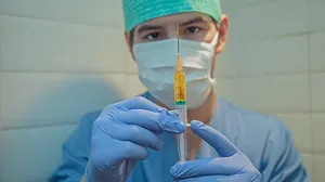 Când începe vaccinarea anti-Covid în România