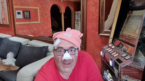 Nelson Mondialu și-a luat o bătaie soră cu moartea. „Mi-a dat cu piciorul în gură. Mi-a rupt dinții” VIDEO
