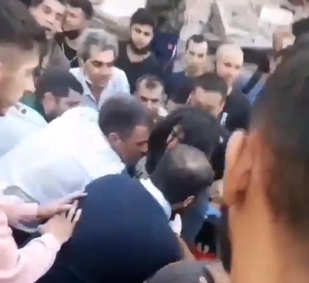 Victime scoase de sub dăr&acirc;mături după cutremur