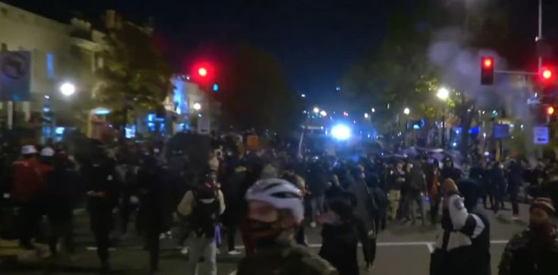 Protestatarii Shut Down DC