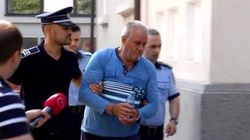 O tânără s-a întrecut cu gluma. Motivul pentru care s-a filmat în fața ”Casei Groazei” din Caracal: ”Dincă, ești acasă?” 