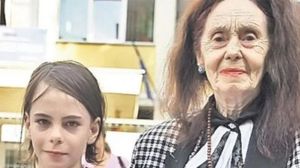 Adriana Iliescu alături de fiica sa