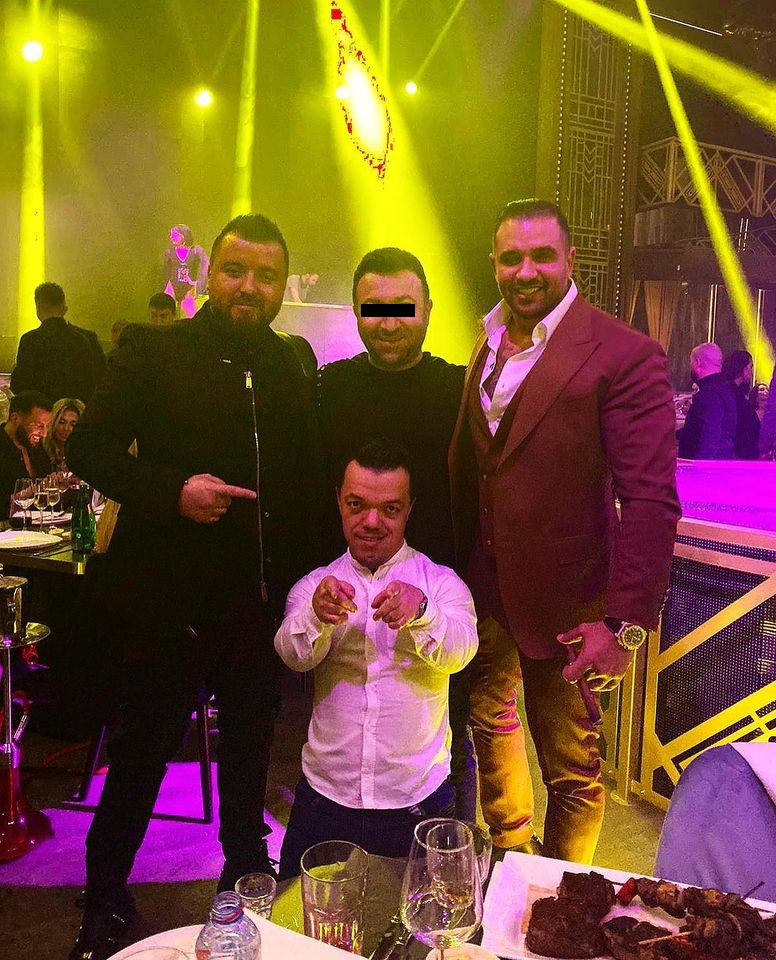 alex bodi, sharpele nebunu