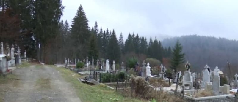 Groparii au început să-i sape mormântul
