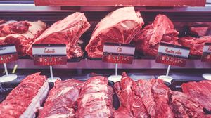 urme de coronavirus pe carnea congelată