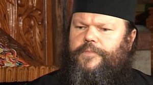 Starețul mănăstirii Lainici, în stare gravă la ATI după ce a fost depistat cu coronavirus