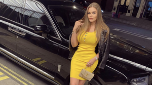 Daria Radionova își vinde hainele pe Internet