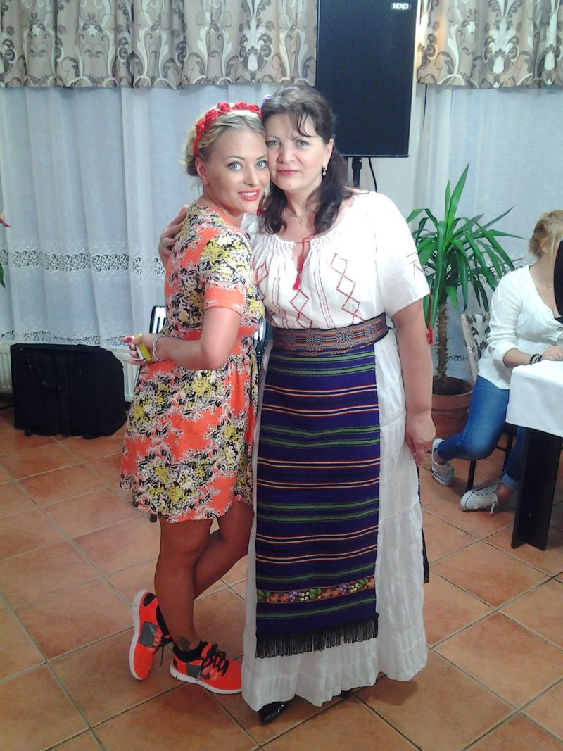 Delia alături de mama sa