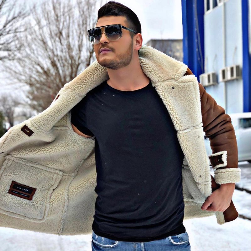 Razvan Botezatu s-a amuzat pe seama Oanei Roman