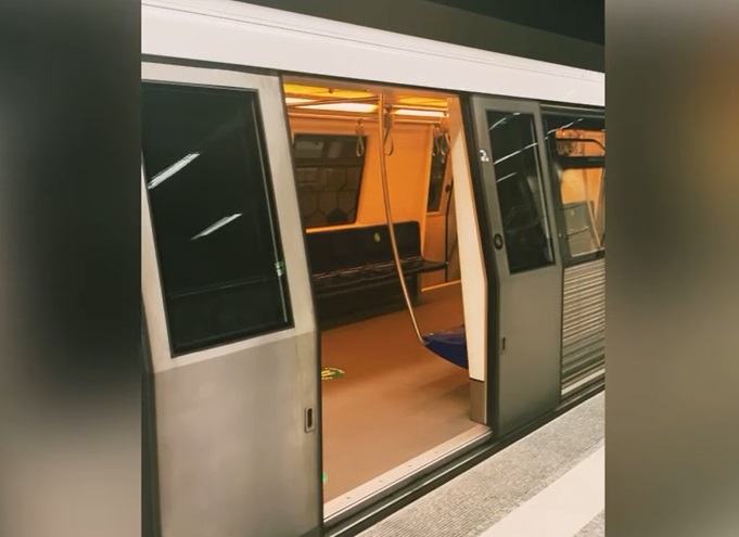 O persoană a încercat să se sinucidă la metrou