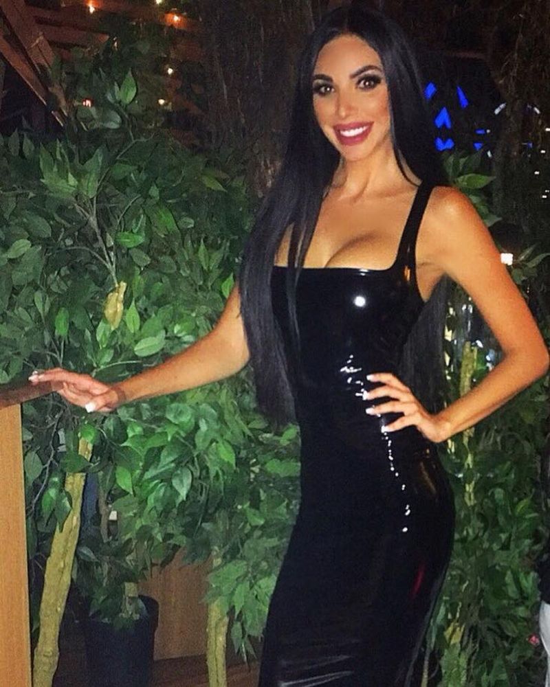 Andreea Podărescu suferă după moartea bunicii sale