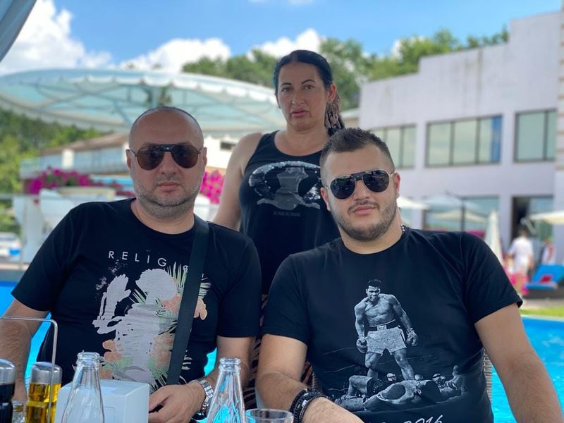 Leo de la Strehaia, fiul și Anca