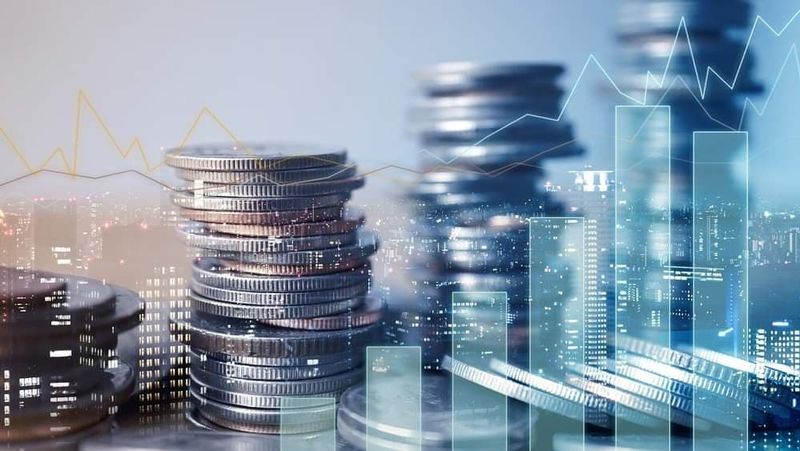 Vești proaste pentru toți șoferi. Cu cât se scumpesc benzina și motorina înainte de sărbători