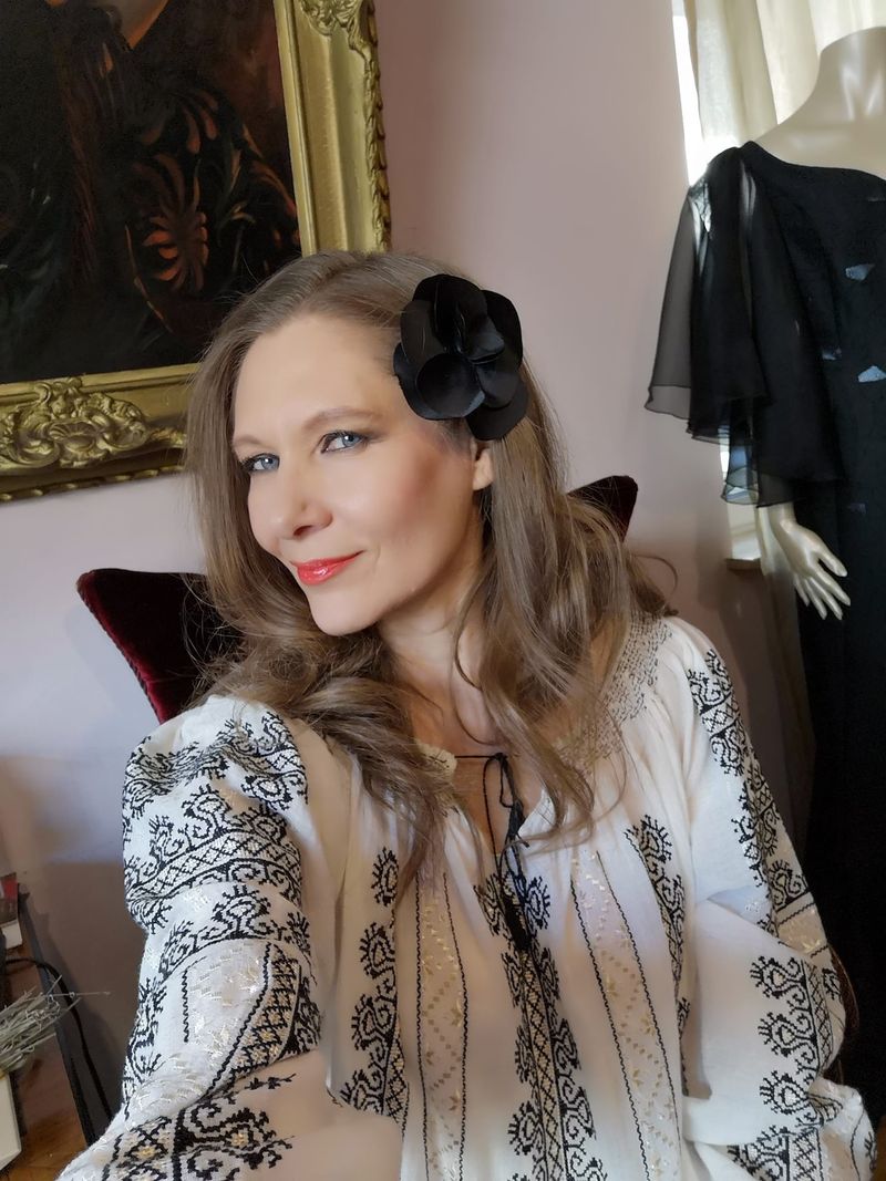 Romanita Iovan 56 de ani