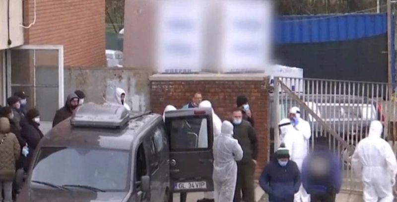 Trupul femeii a fost ridicat de serviciul de medicină legală