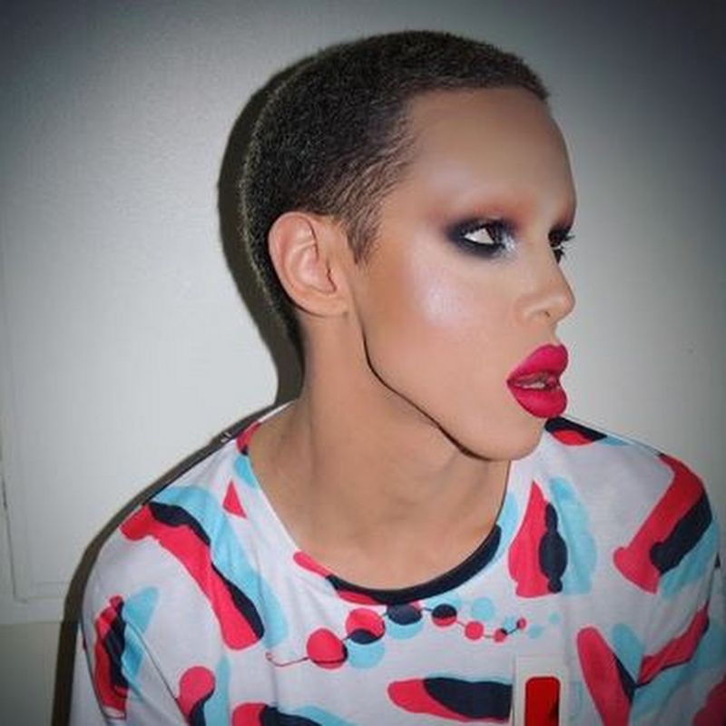 Vinny Ohh, t&acirc;nărul care vrea să arate ca un extraterestru