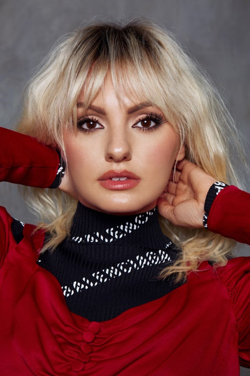 Alexandra Stan, Amna și Roxana Nemeș, concurente la Survivor Rom&acirc;nia