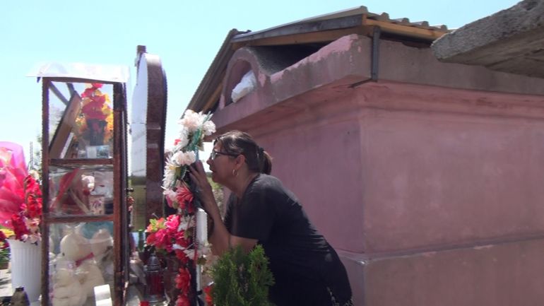 Geta, mama Denisa Manelista