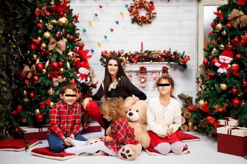 Elena Basescu si copiii