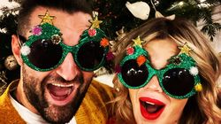 Smiley,  bucuros și împlinit de sărbători. Artistul s-a pozat alături de întreaga familie