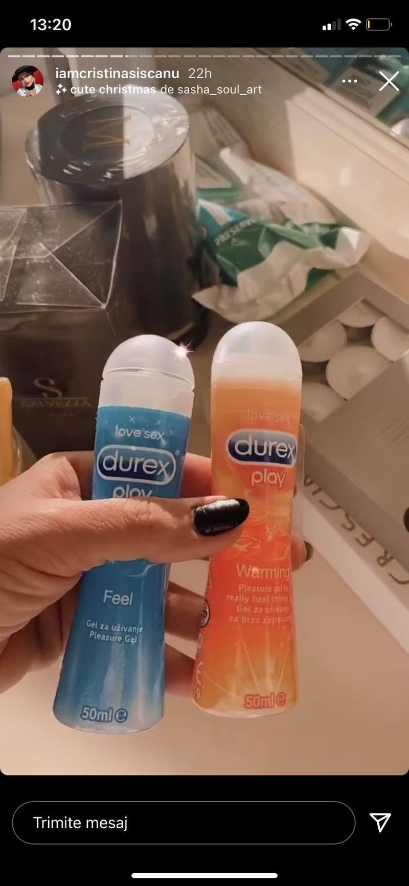 Cristina Șișcanu surprinsă cu lubrifiantul pe masă