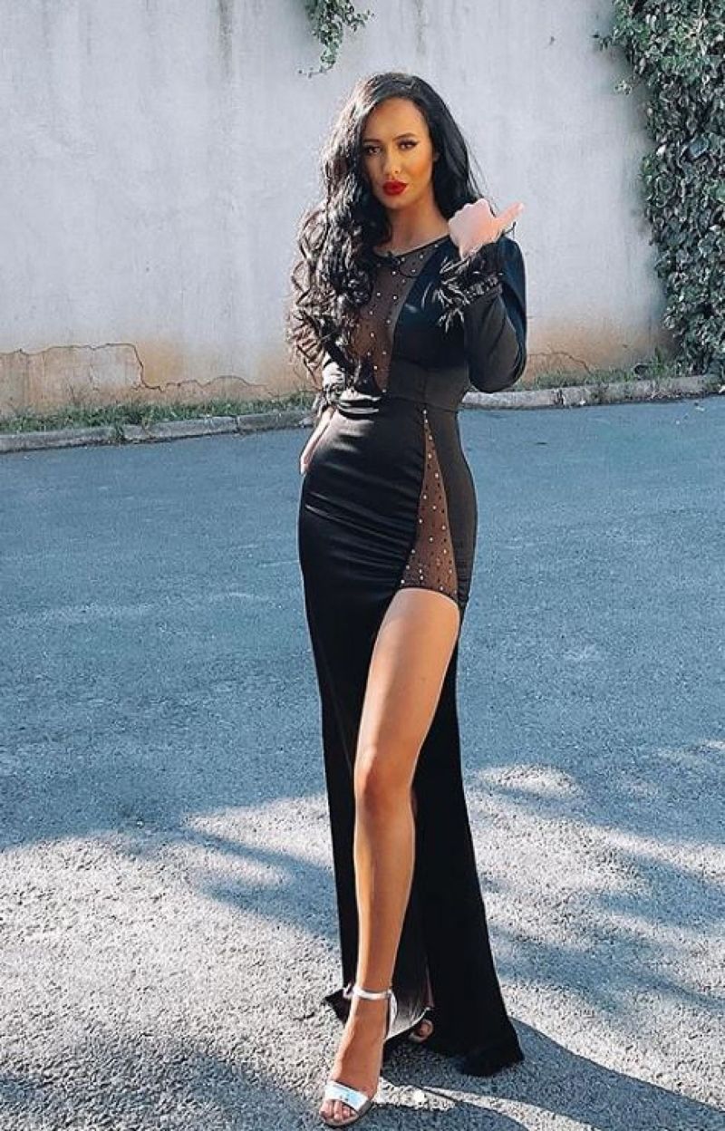 Ela si Manuela de la Puterea Dragostei nu mai sunt tocmai prietene Ella