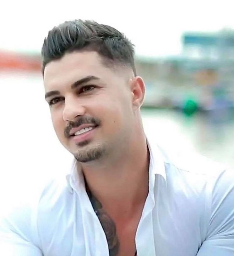 Mădălin None
