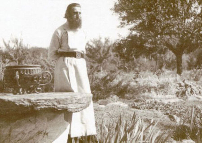 Profețiile părintelui Arsenie Boca pentru Anul 2021