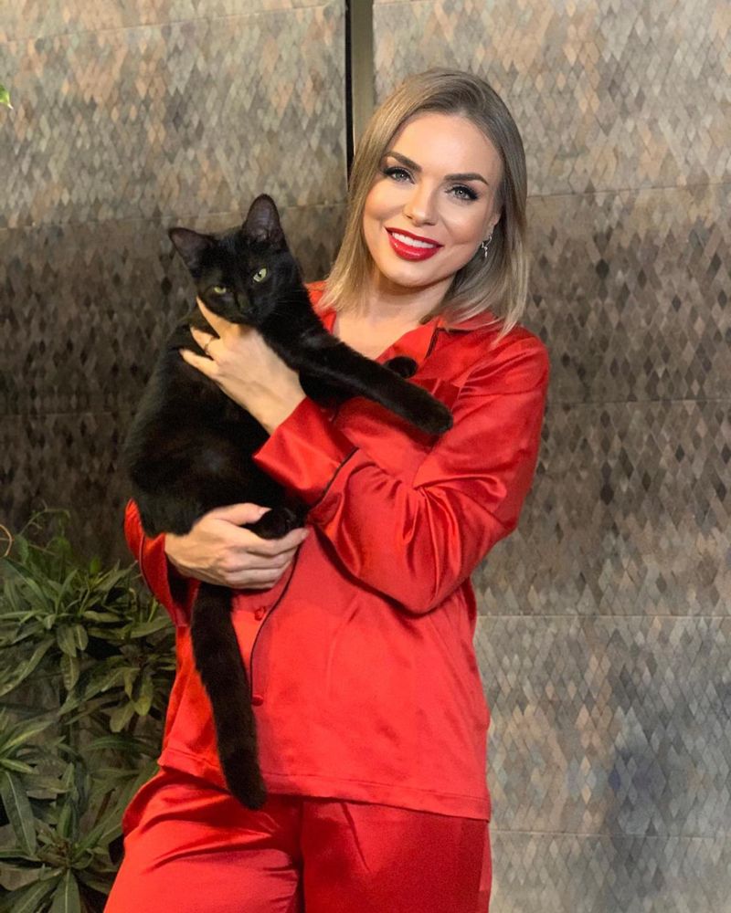 Jojo și pisica ei, Negruța 