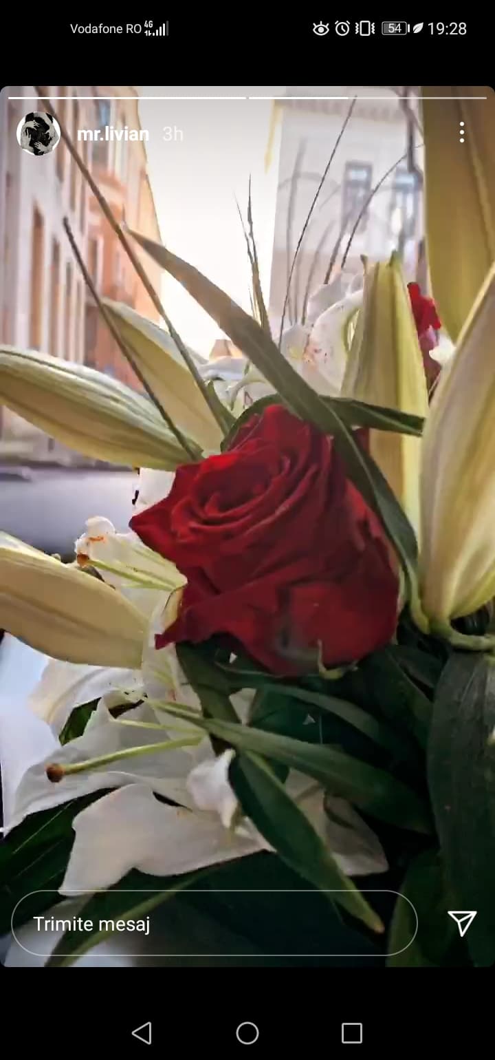 Livian de la Puterea Dragostei, surprins cu un buchet de flori