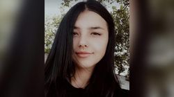 Elena, o adolescentă de 17 ani, a dispărut după ce a plecat de la iubitul ei. Fata a fost văzută cu un alt tânăr ultima oară