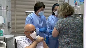Îmbrăcămintea unui cadru medical a stârnit un val de reacții în mediul online
