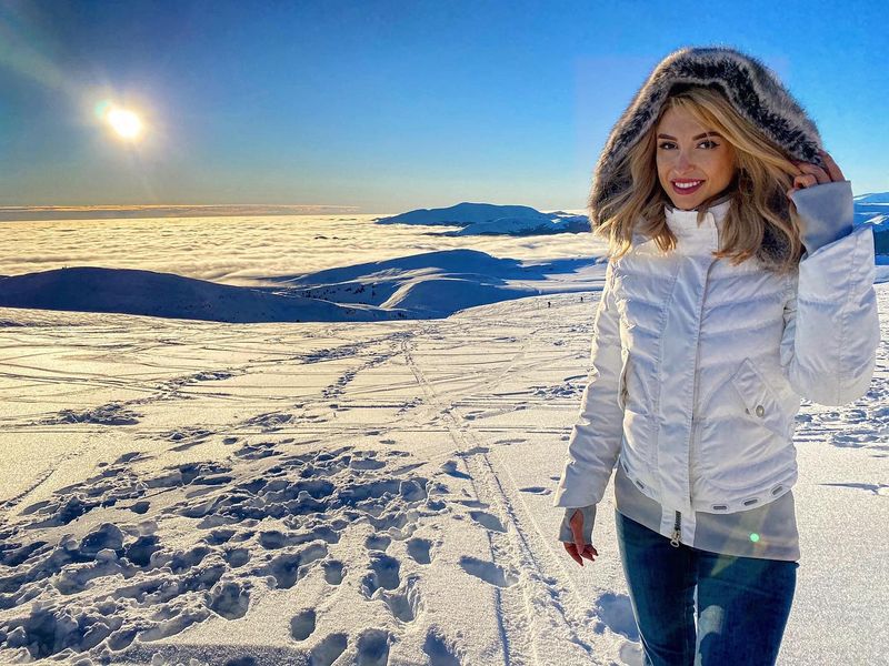 Andreea Balan, invatata sa schieze de Tiberiu Argint Andreea Balan