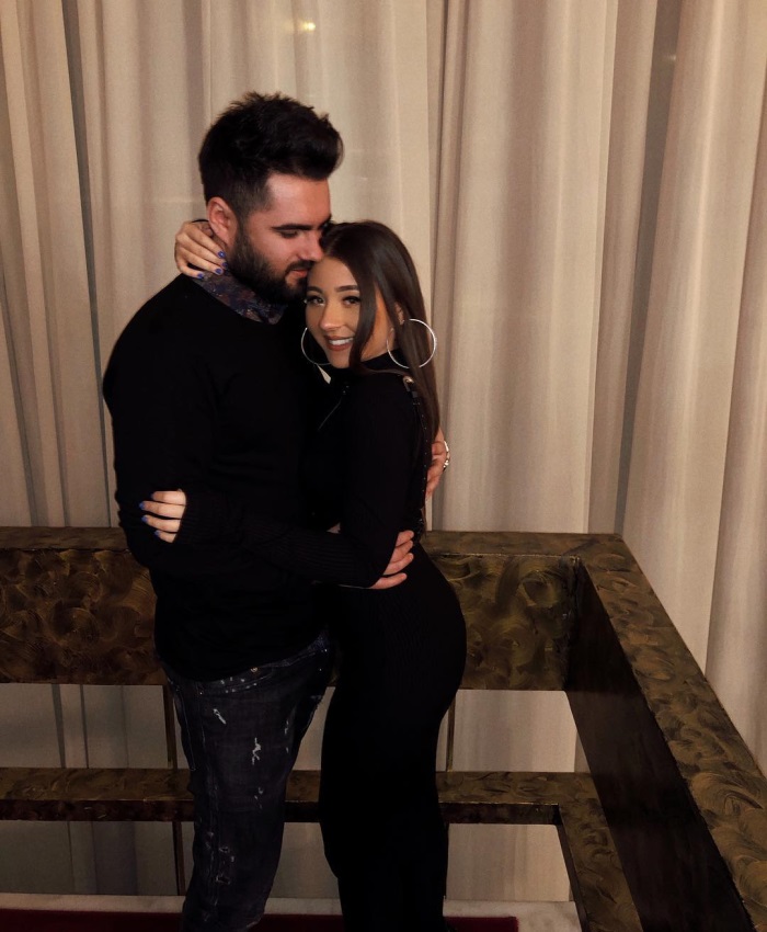 Nicole Cherry, pregătită să devină mămică