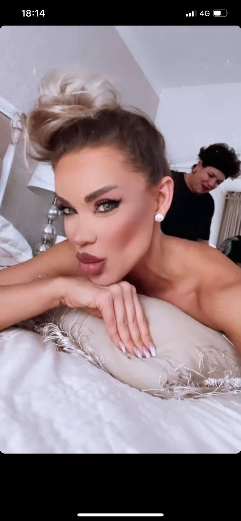 Imaginile postate de blondină pe Instagram.