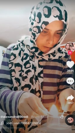 Alexandra Bodi a făcut un ritual special pentru hateri Alexandra Bodi a făcut un ritual special pentru hateri