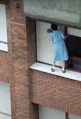 Imaginile cu ea sunt acum virale 