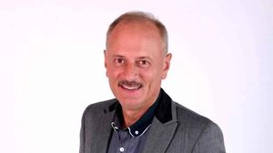 Toni Grecu