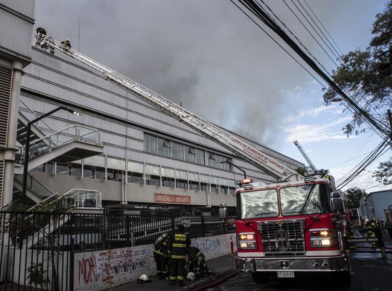 Incendiu într-un spital din Chile.
