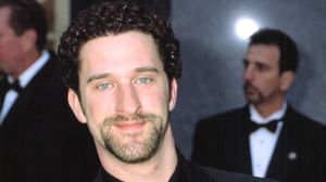 Dustin Diamond s-a stins din viață la vârsta de 44 de ani! Screech din "Salvați de clopoțel" fusese diagnosticat cu o boală cumplită
